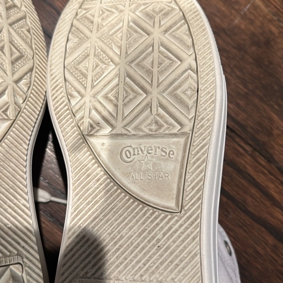 Converse Women’s Move High Lace Up Platform Sneakers - Picture 8 of 10